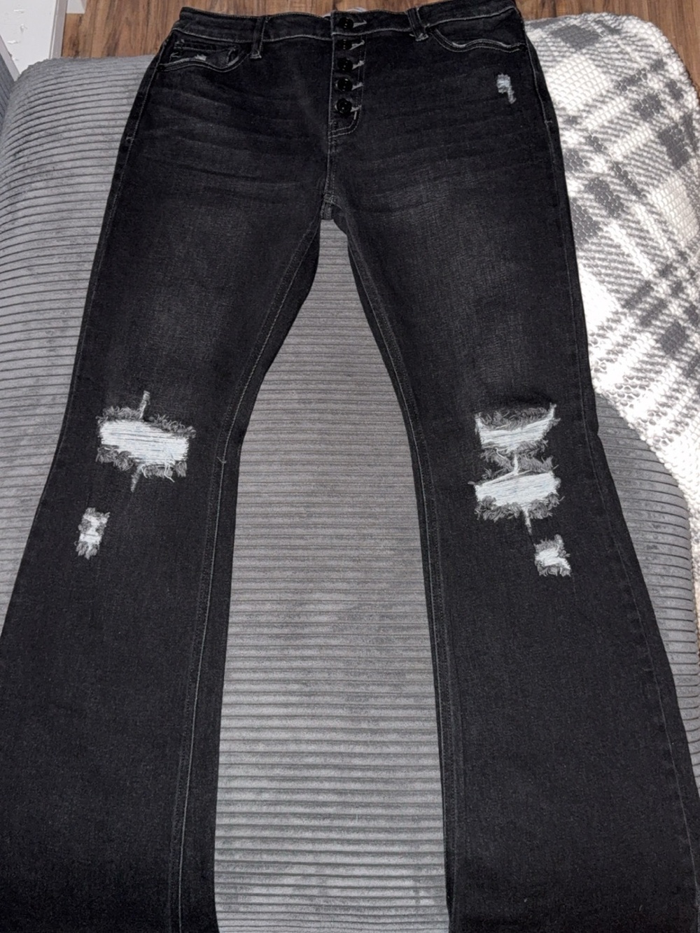 KanCan Black Distressed Women's Jeans